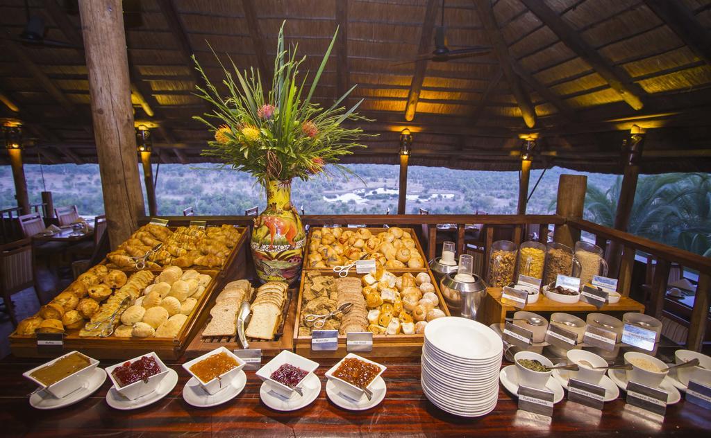 Victoria Falls Safari Lodge Εξωτερικό φωτογραφία